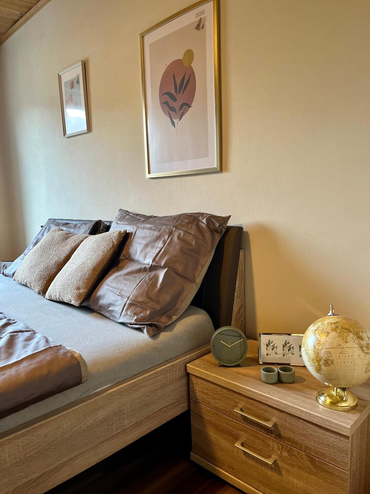 Gemuetliche Wohnung/ Cozy Apartment Niklasdorf Esterno foto